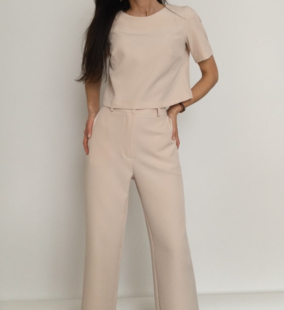 komplety spodnie i bluzka